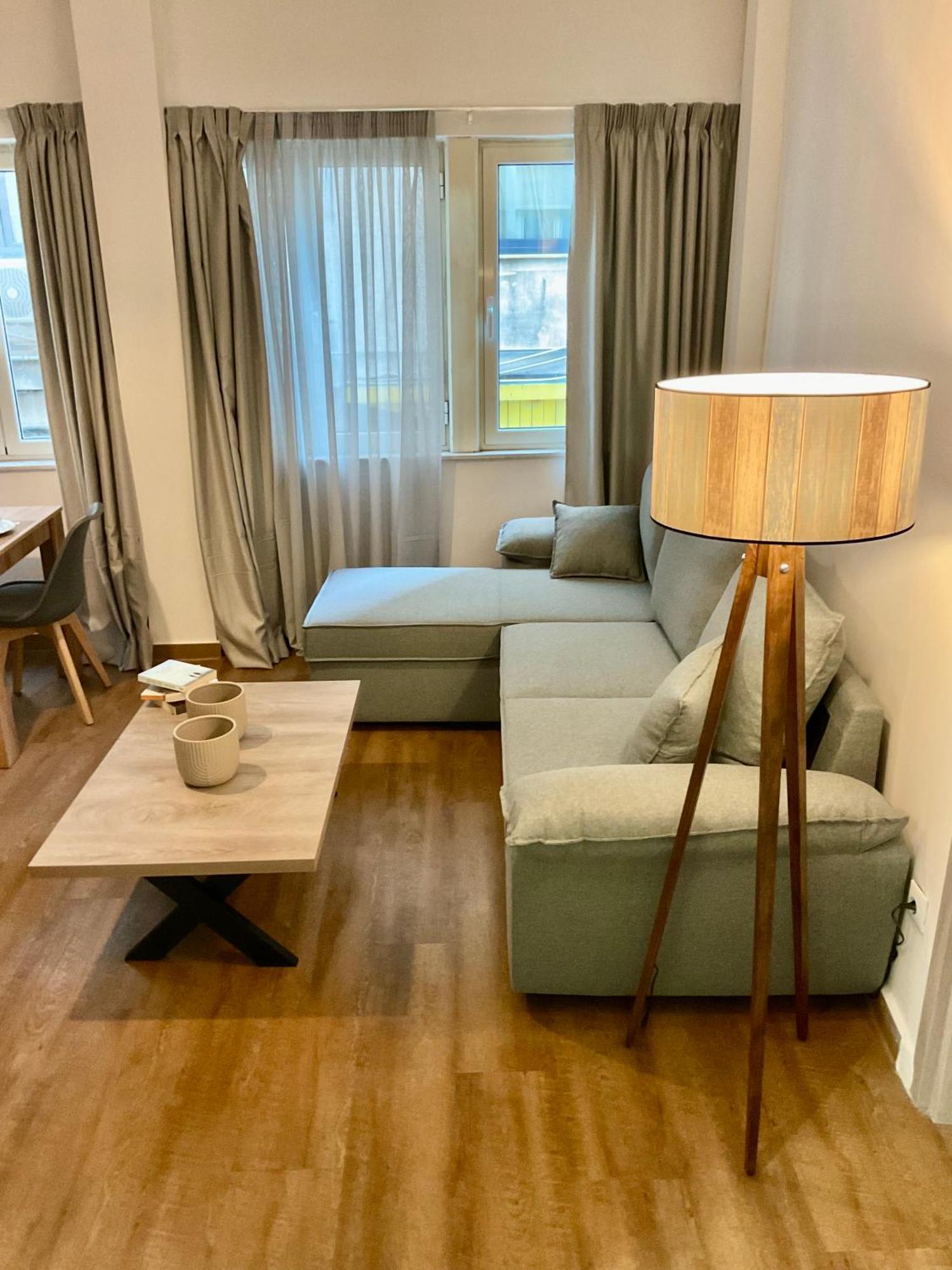 Appartamento Compass Lofts Atene Esterno foto