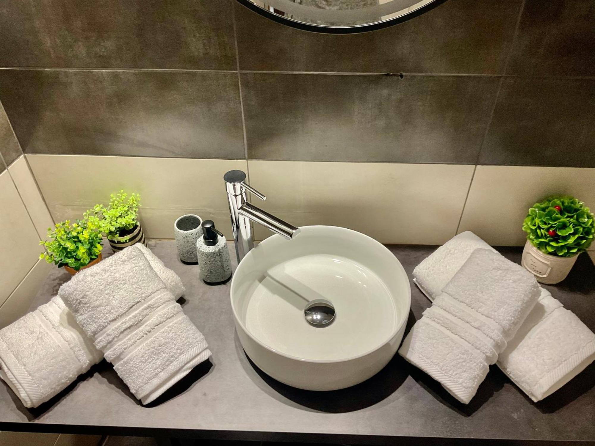 Appartamento Compass Lofts Atene Esterno foto