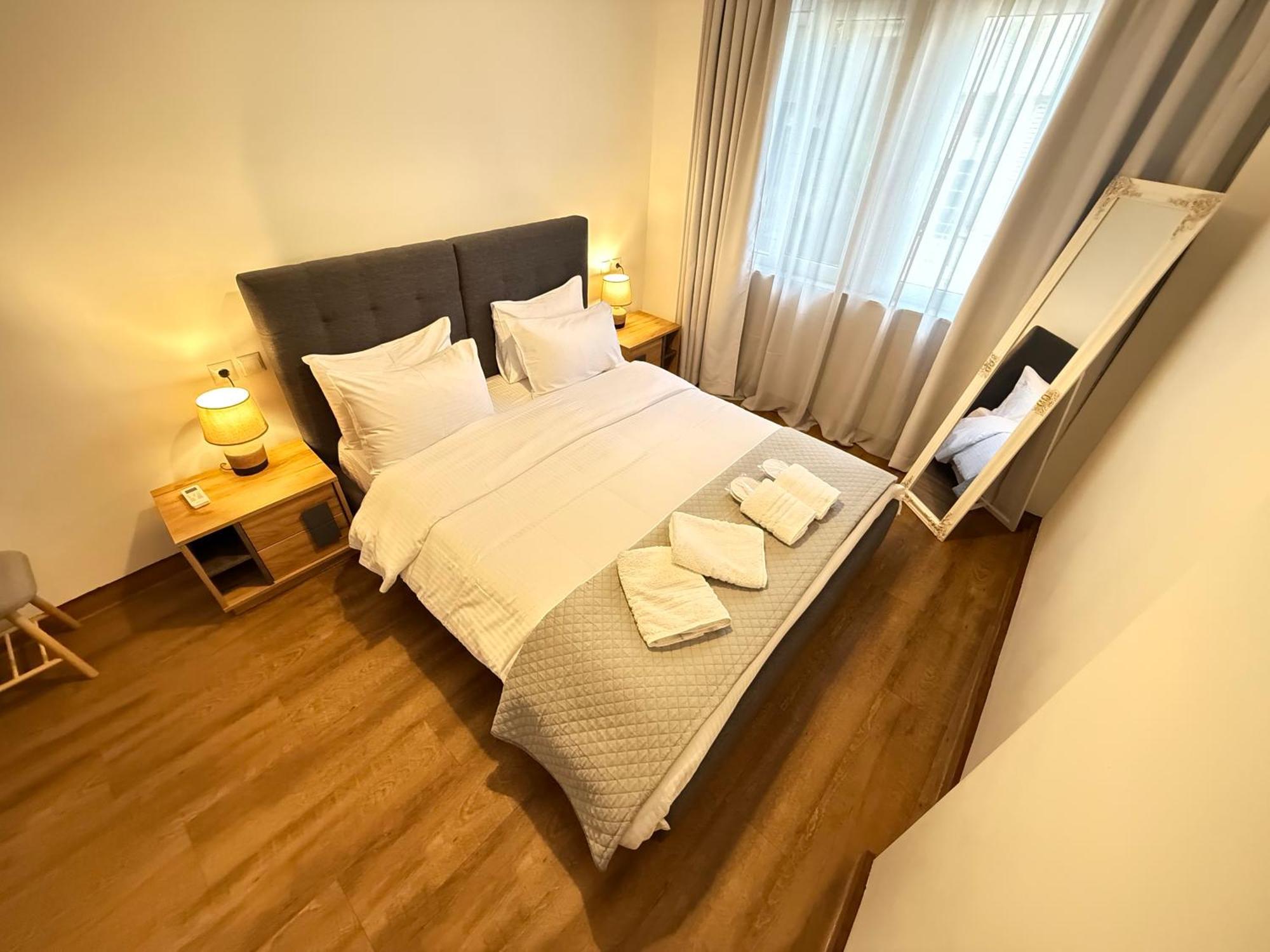 Appartamento Compass Lofts Atene Esterno foto